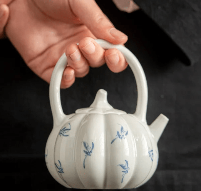 170ml Handpainted Butterfly Orchid Ceramic Teapot Creative Pumpkin Pot Chinese Tea Maker Small Kettle with Filter Kung Fu Teaset - China Tea Store