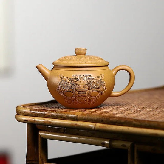 240ml Yixing Purple Clay Teapots Household Beauty Kettle Handmade Tea Pot Raw Ore Golden Section Mud Zisha Tea Set Accessories - China Tea Store