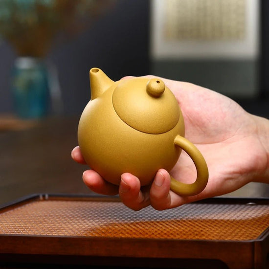 250ML Small Capacity Real Handmade Yixing Kettle Raw Ore Duan Mud Clay Teapot Golden Teaware Kun Fu Zisha Tea Pot - China Tea Store