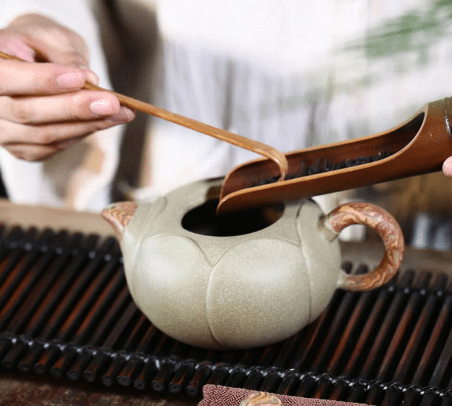 300ml Yixing Tea Pot Purple Clay Teapots Beauty Handmade Kettle Set Tie Guanyin Zisha Pot Customized Authentic Large Capacity - China Tea Store